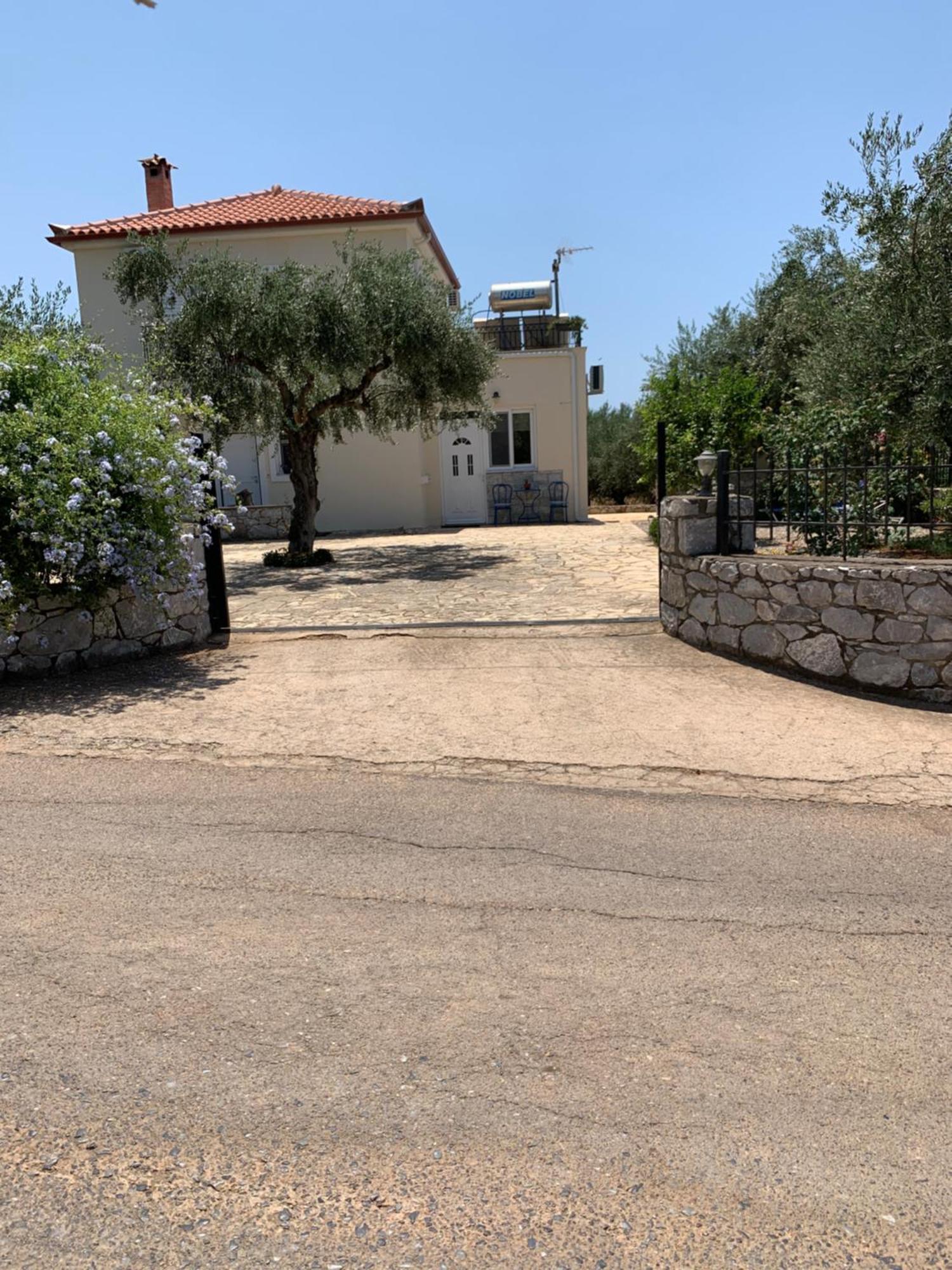 Asimenia Studio Ступа Экстерьер фото